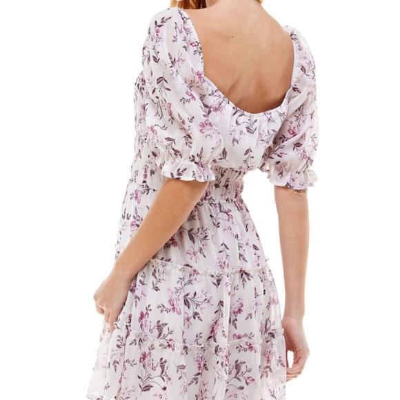 ๐๏ธTRIXXI Ruffled Elbow Puff Sleeve Tiered Floral Square Neck Dress - Picture 3 of 13